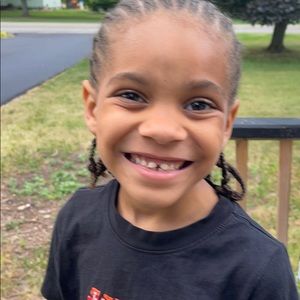 Meet your Posher, Isiah